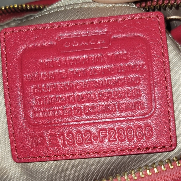 Coach Ashley Raspberry NWT - Picture 9 of 10